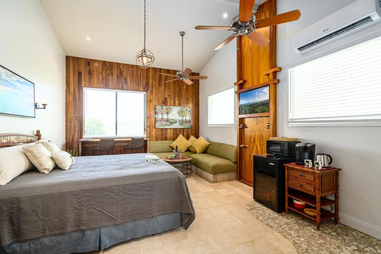 Noahs Hideaway Luxury B&B Lahaina USA
